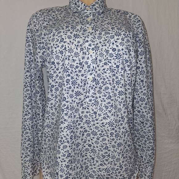 GAP Women's Size S White and Blue Patterned Shirt - Picture 5 of 15
